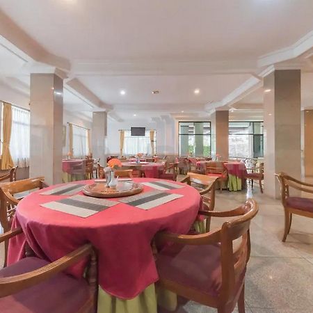 Hotel Ayong Linggarjati Kuningan Mitra Reddoorz מראה חיצוני תמונה
