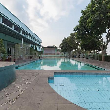 Hotel Ayong Linggarjati Kuningan Mitra Reddoorz מראה חיצוני תמונה