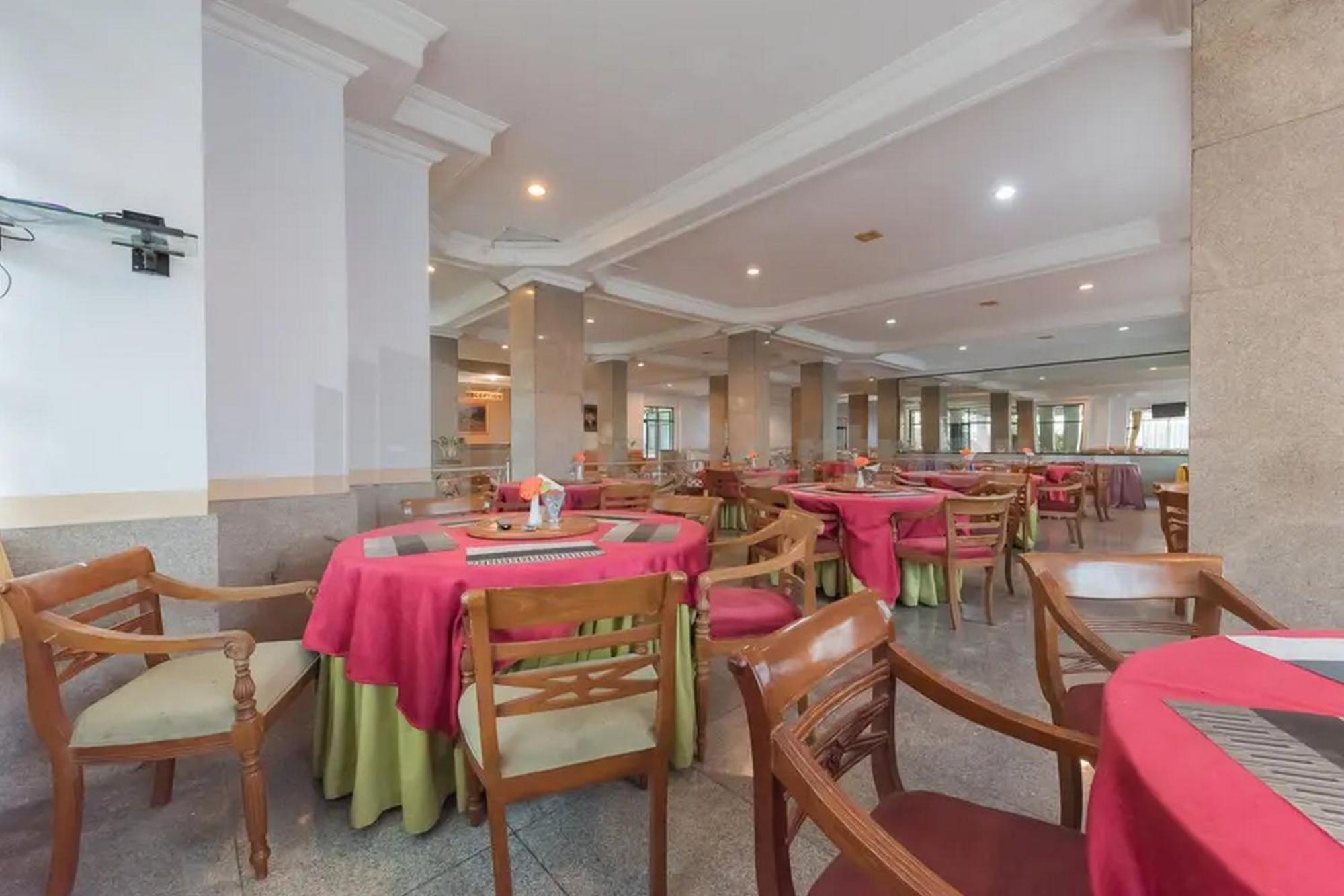 Hotel Ayong Linggarjati Kuningan Mitra Reddoorz מראה חיצוני תמונה